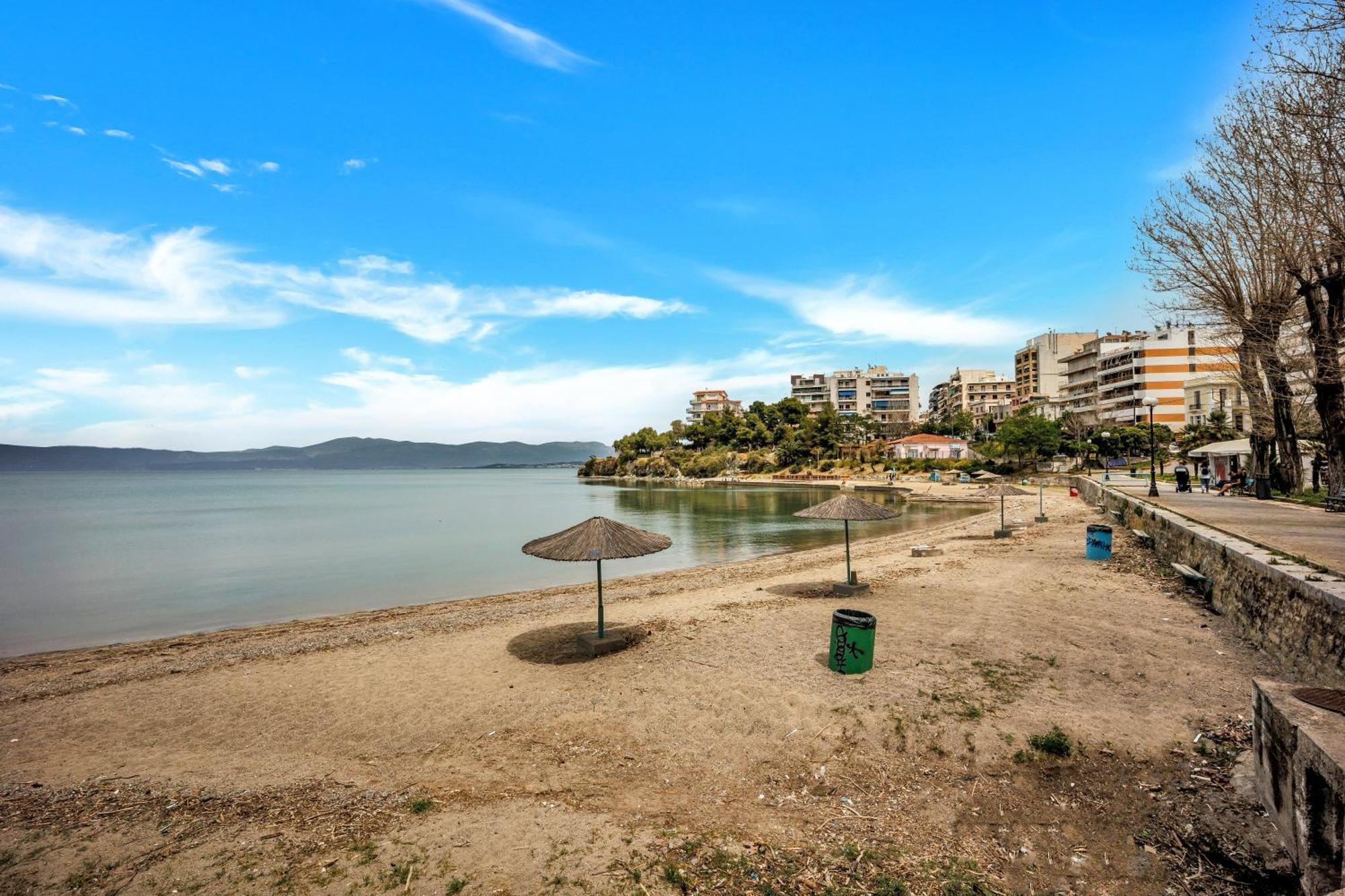 Fabulous Central Apartment Close To The Sea! Халкида Экстерьер фото