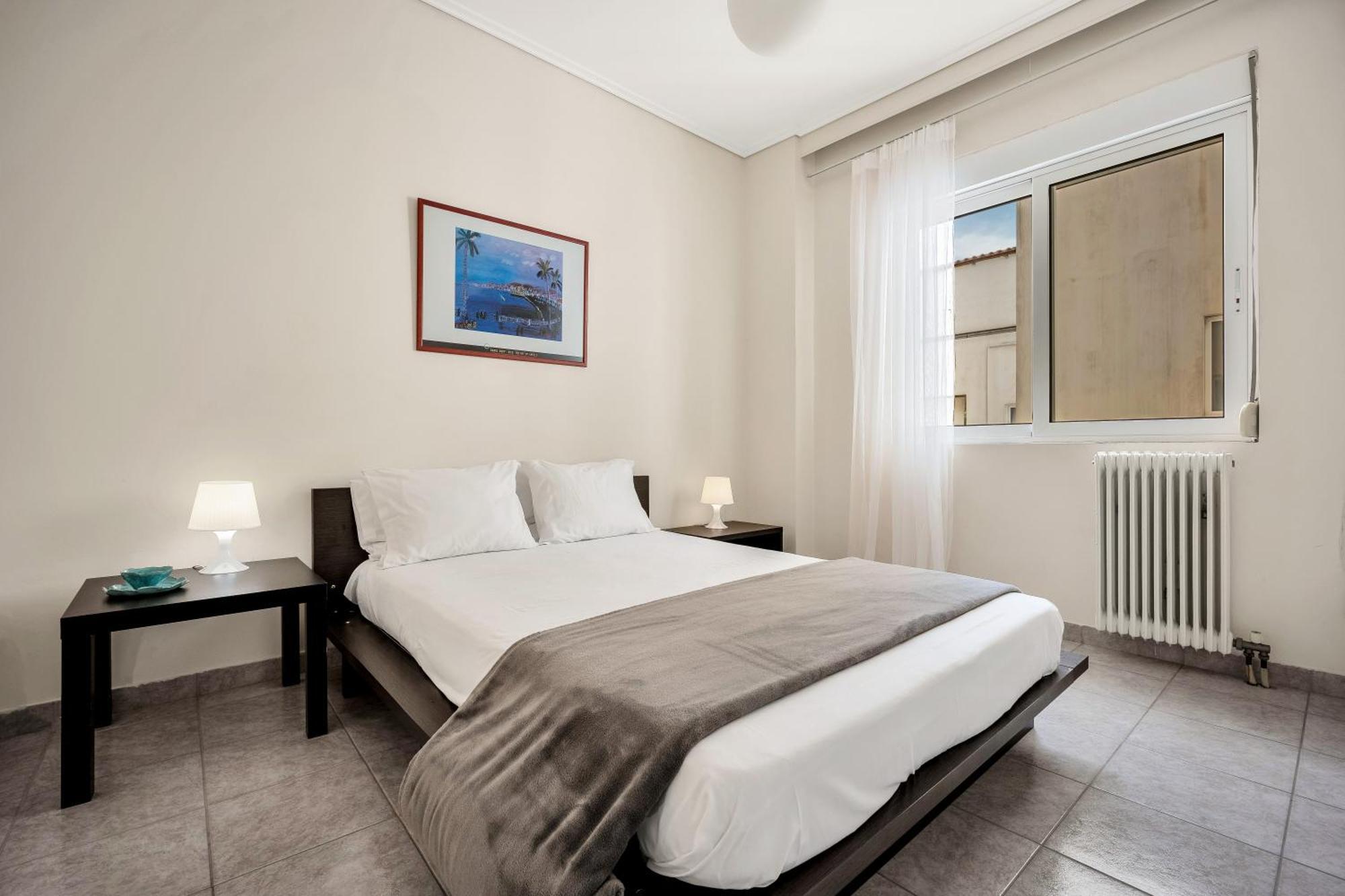 Fabulous Central Apartment Close To The Sea! Халкида Экстерьер фото