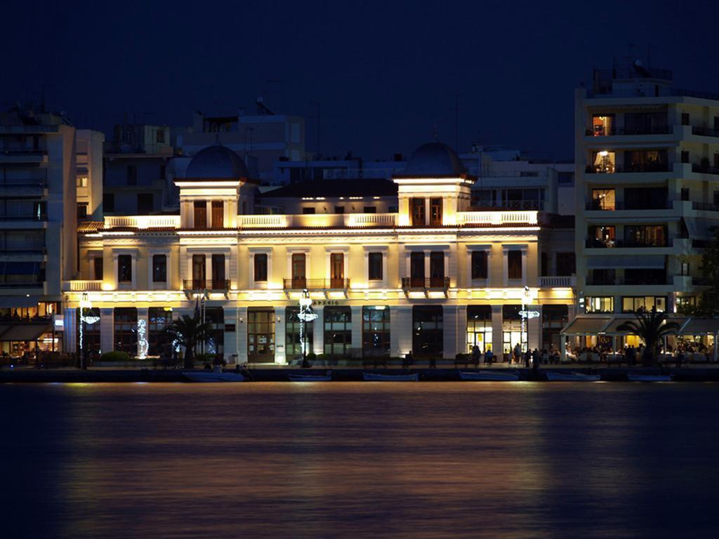 Fabulous Central Apartment Close To The Sea! Халкида Экстерьер фото